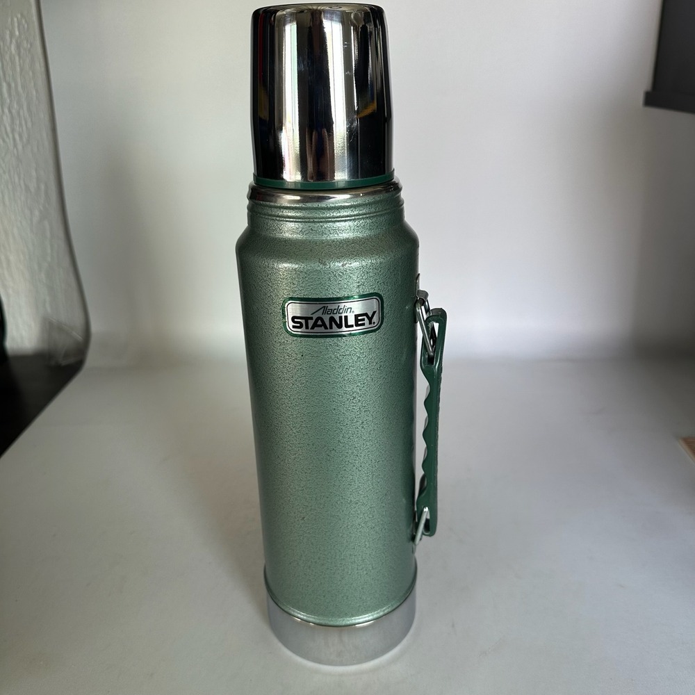 Vintage Aladdin Stanley 1 Quart Vacuum Bottle Thermos A-944DH Hammertone Green